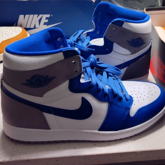 Nike shoes